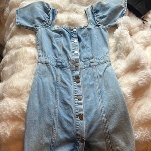 Pretty Little Thing denim dress